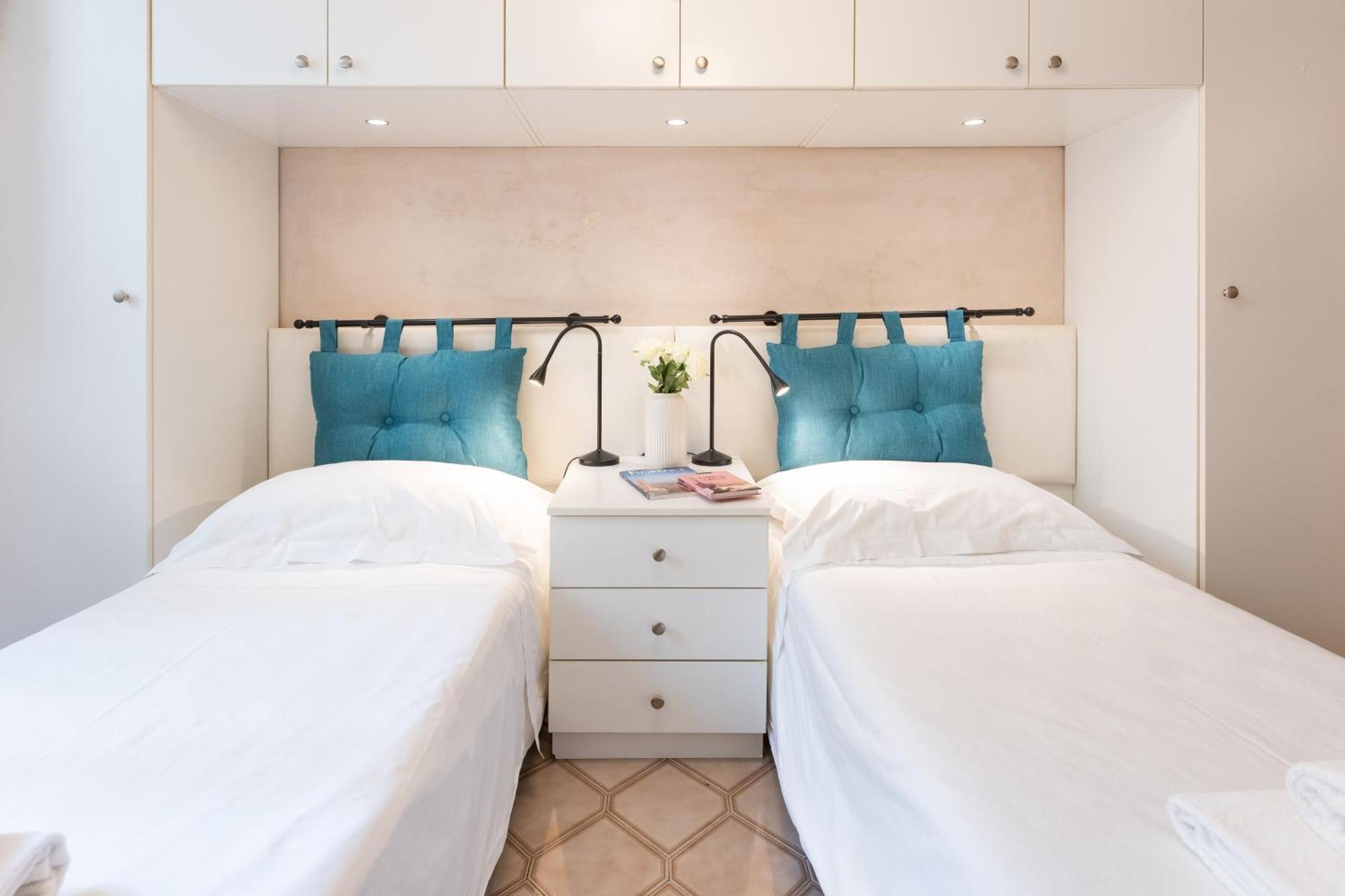 Via Sant'egidio, 3 - Spacious And Bright Just 300mt From The Duomo Apartment