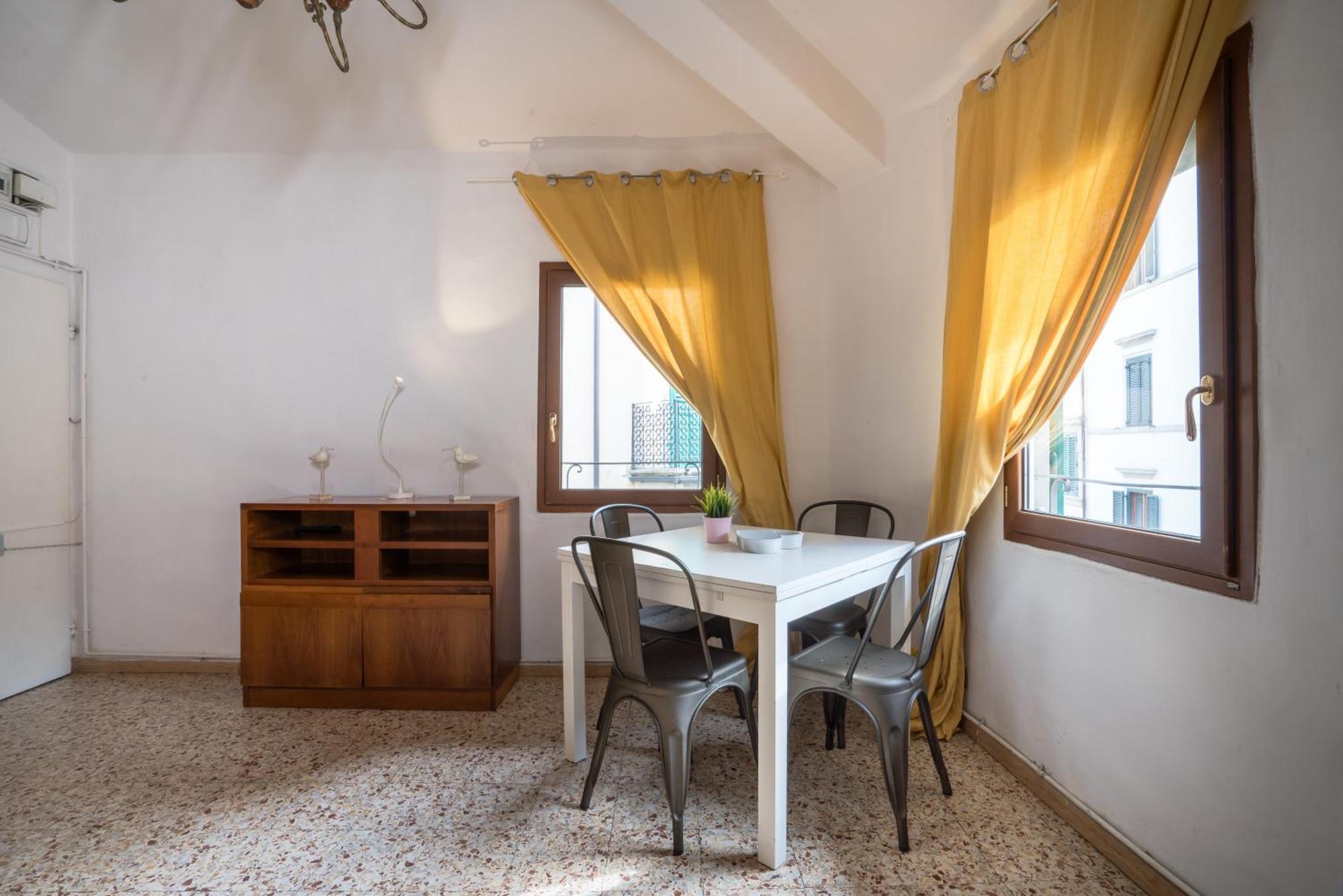 Leone Aparthotel