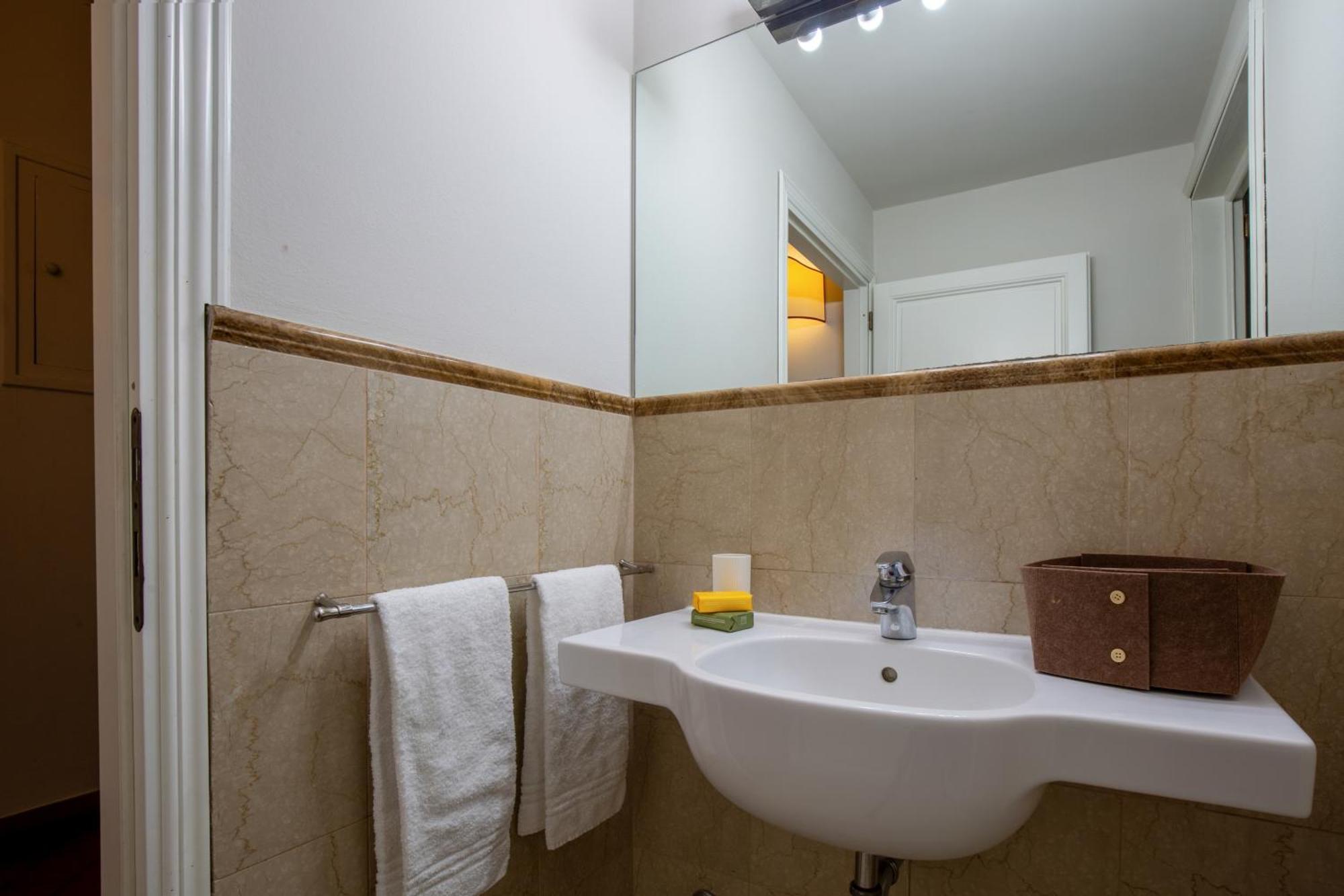 Rondinelli Charme Prestige Apartment