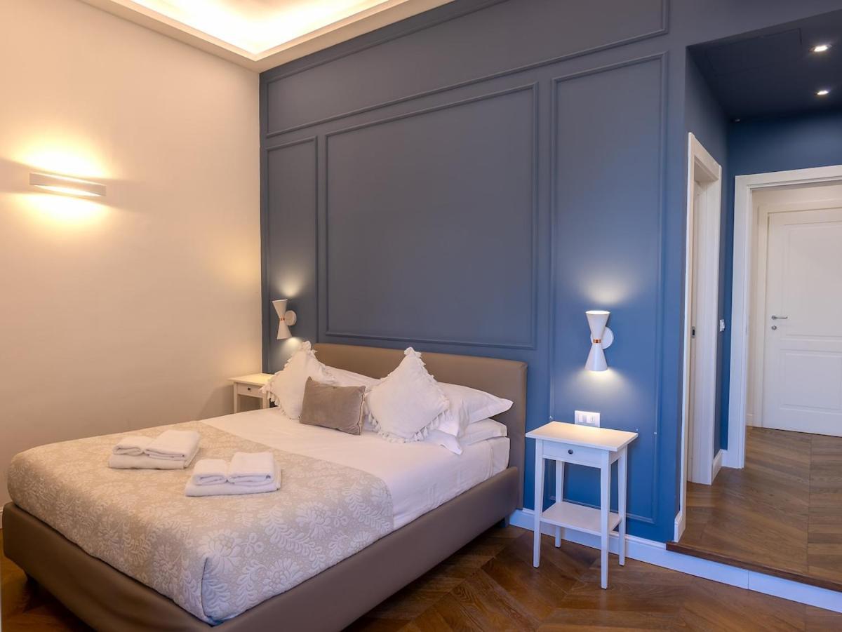 Four Season's Luxury 300 Mt From Duomo *