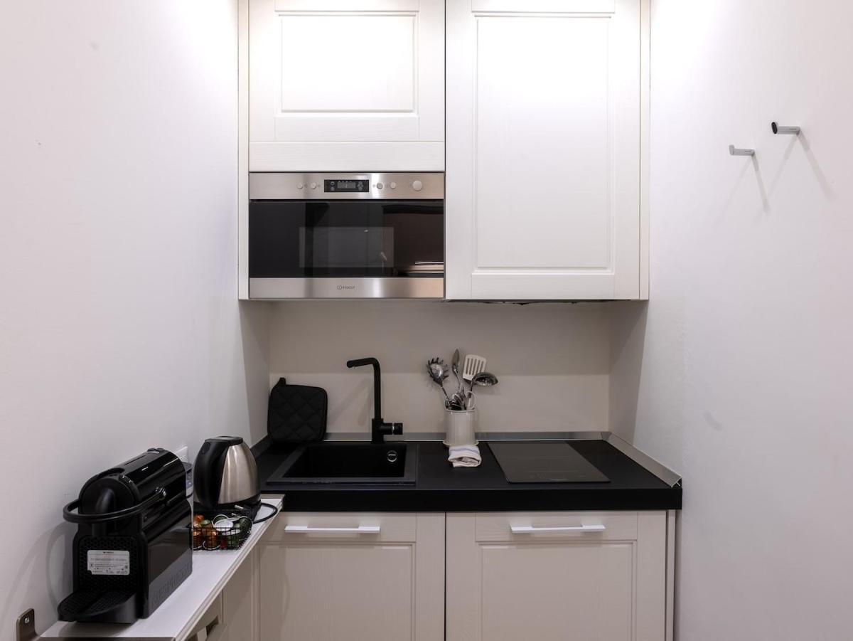 Four Season's Luxury 300 Mt From Duomo Apartment Florence