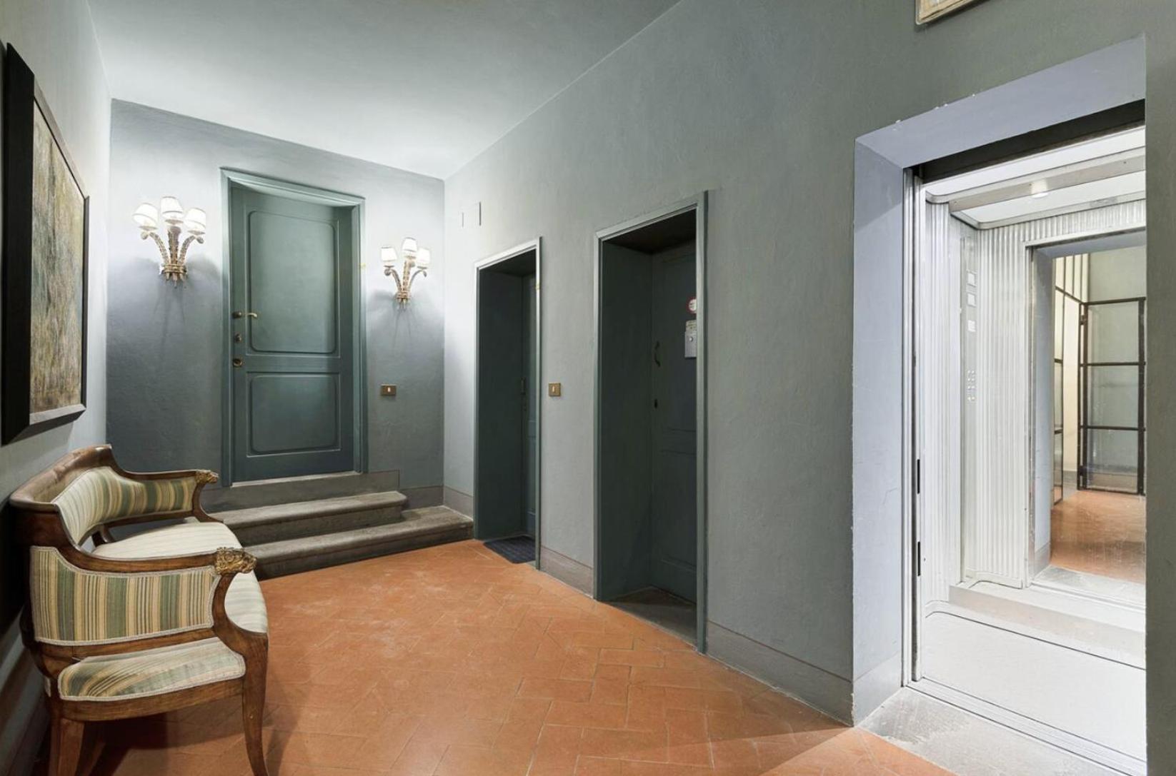 Tornabuoni Living Apartment Florence