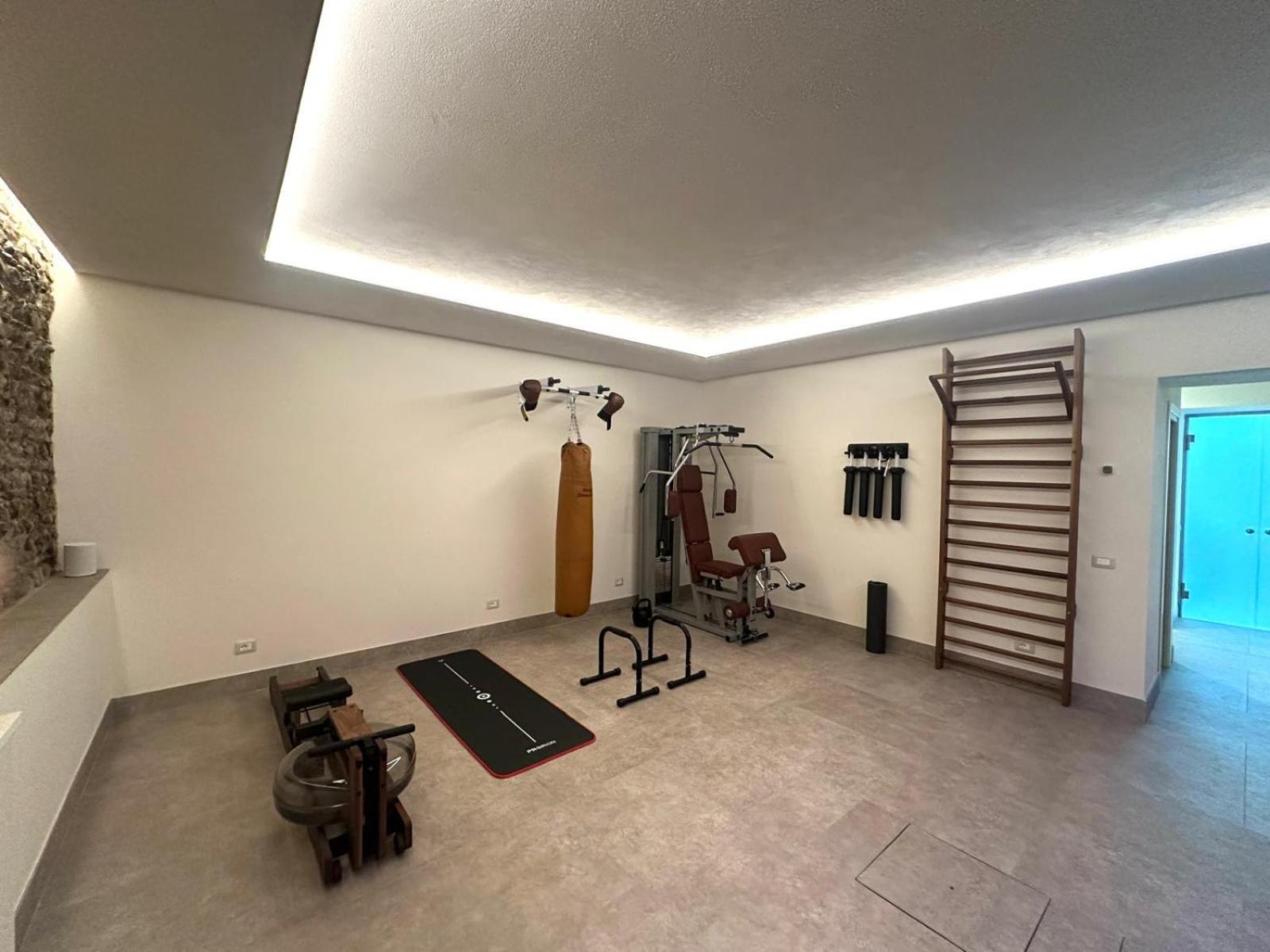Aparthotel Dimora Collection - Le Corti - Boutique Luxury In A Restored 13th Century Convent, With Sauna And Gym (adults Only) Firenze