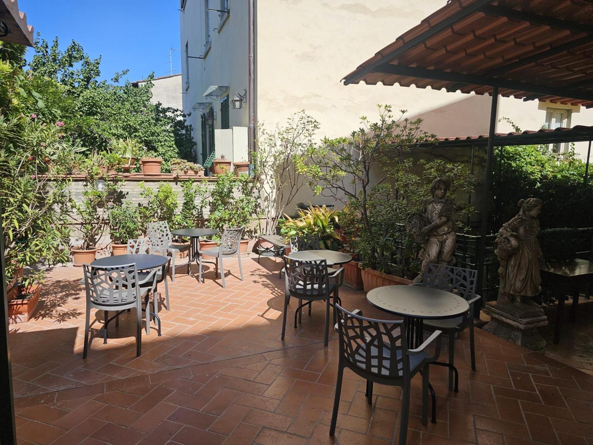 Hotel Camilla Guelfa