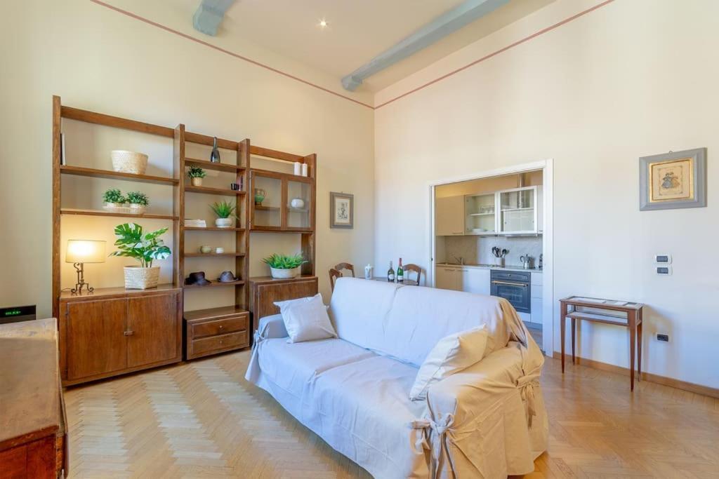 Apartment A Flat In Via Della Vigna Nuova Florence