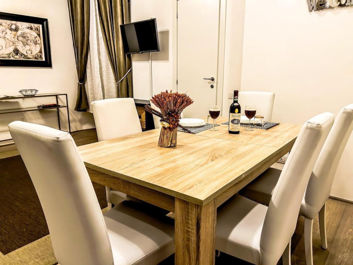 Deluxe In The Heart Of