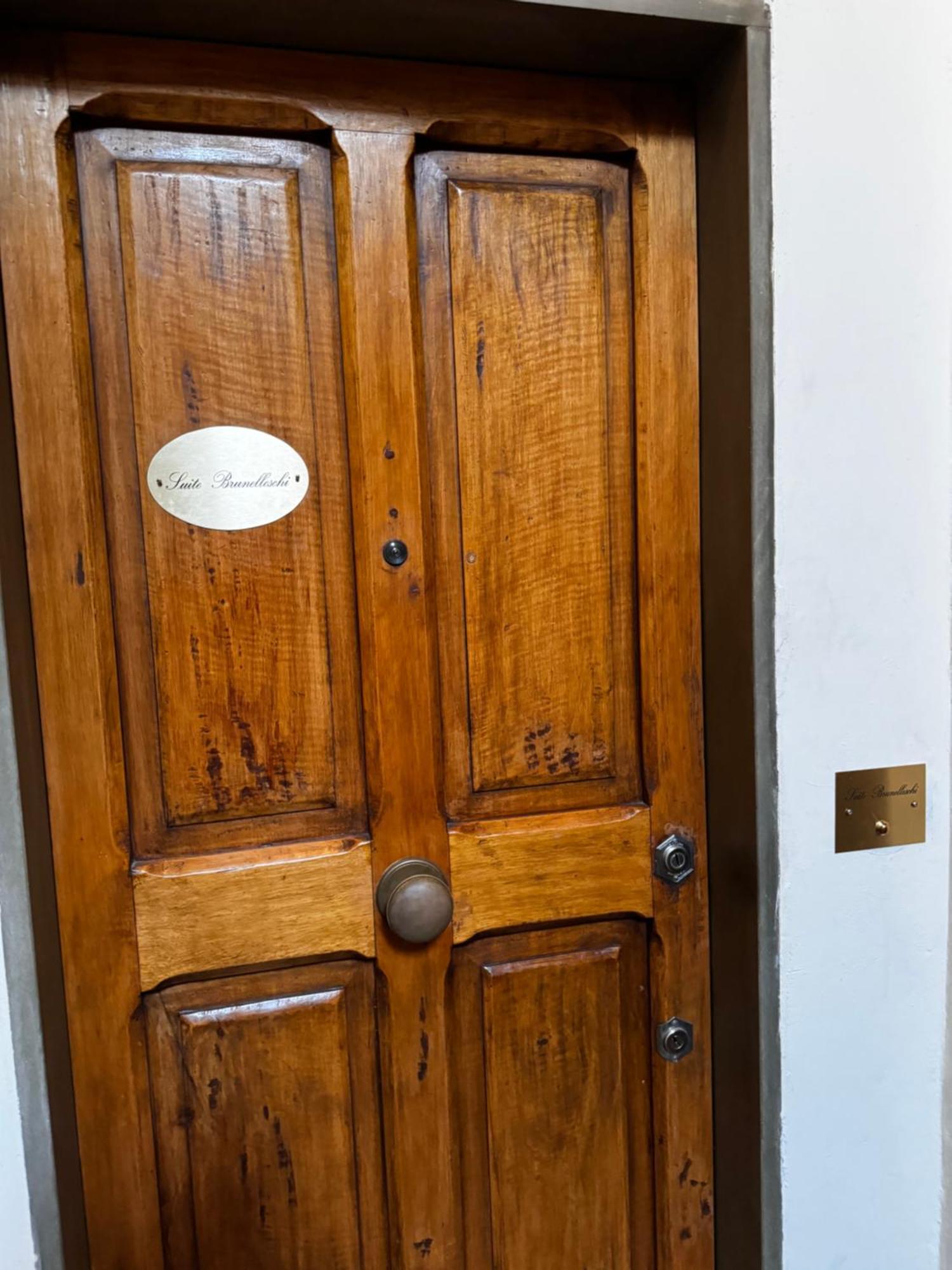 Brunelleschi - 14th Century Just 120 Steps From Cathedral - Intero Apartment *