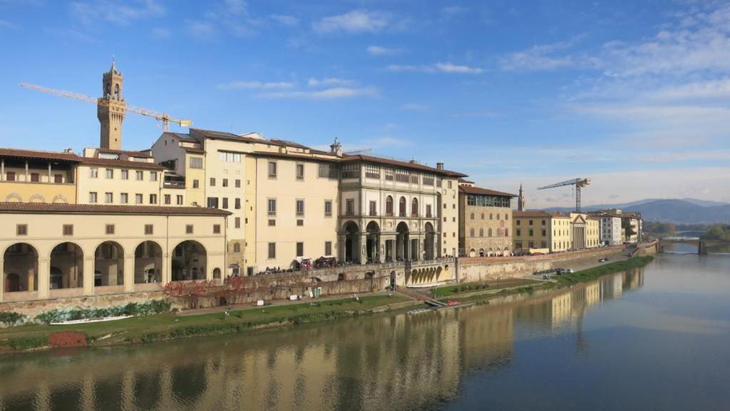 Ponte Vecchio View Open Space Apartment *