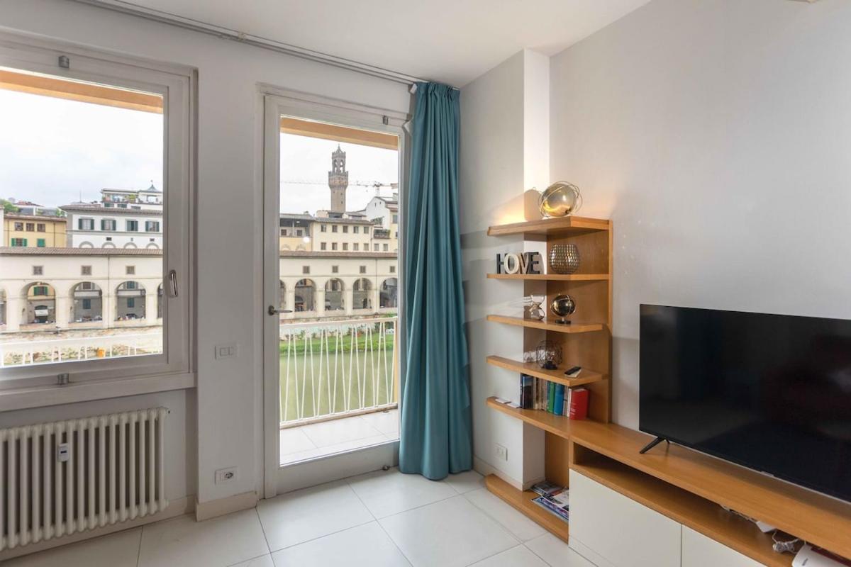 Ponte Vecchio View Open Space Apartment