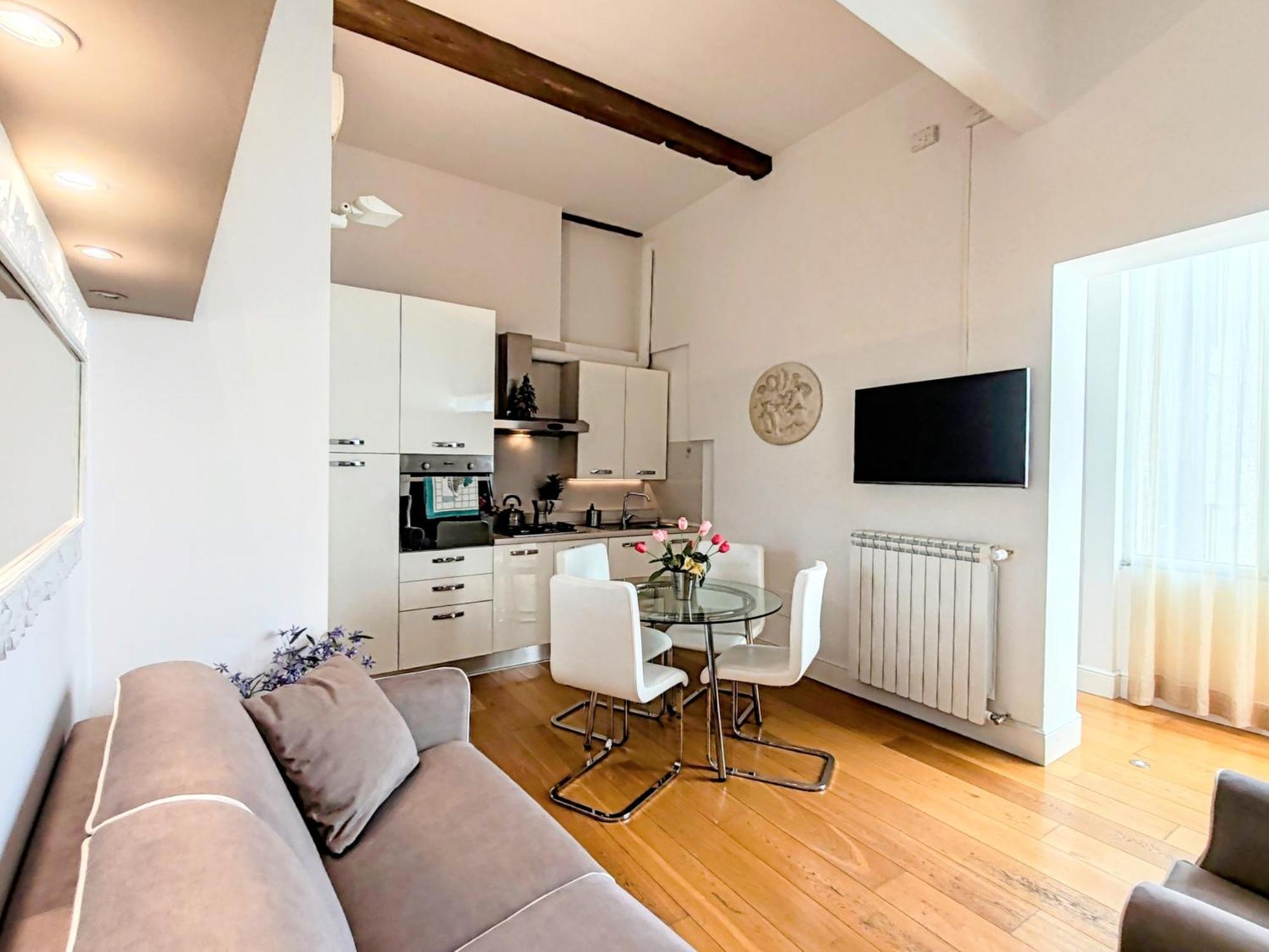 Borgo San Jacopo Superior By 360rentals * Florence