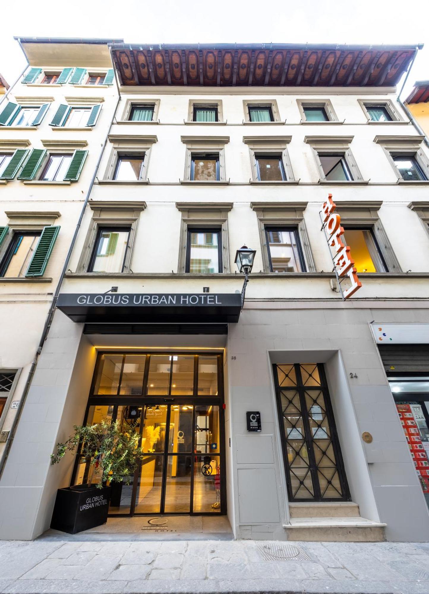 Hotel Globus Urban 4*