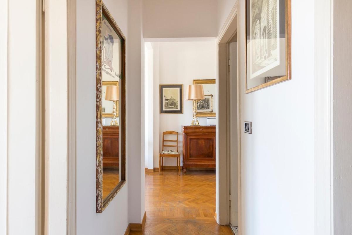 Apartment Wonderful Terrace Over Ponte Vecchio With Elevator