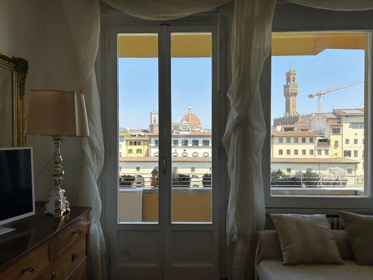 Wonderful Terrace Over Ponte Vecchio With Elevator Florence