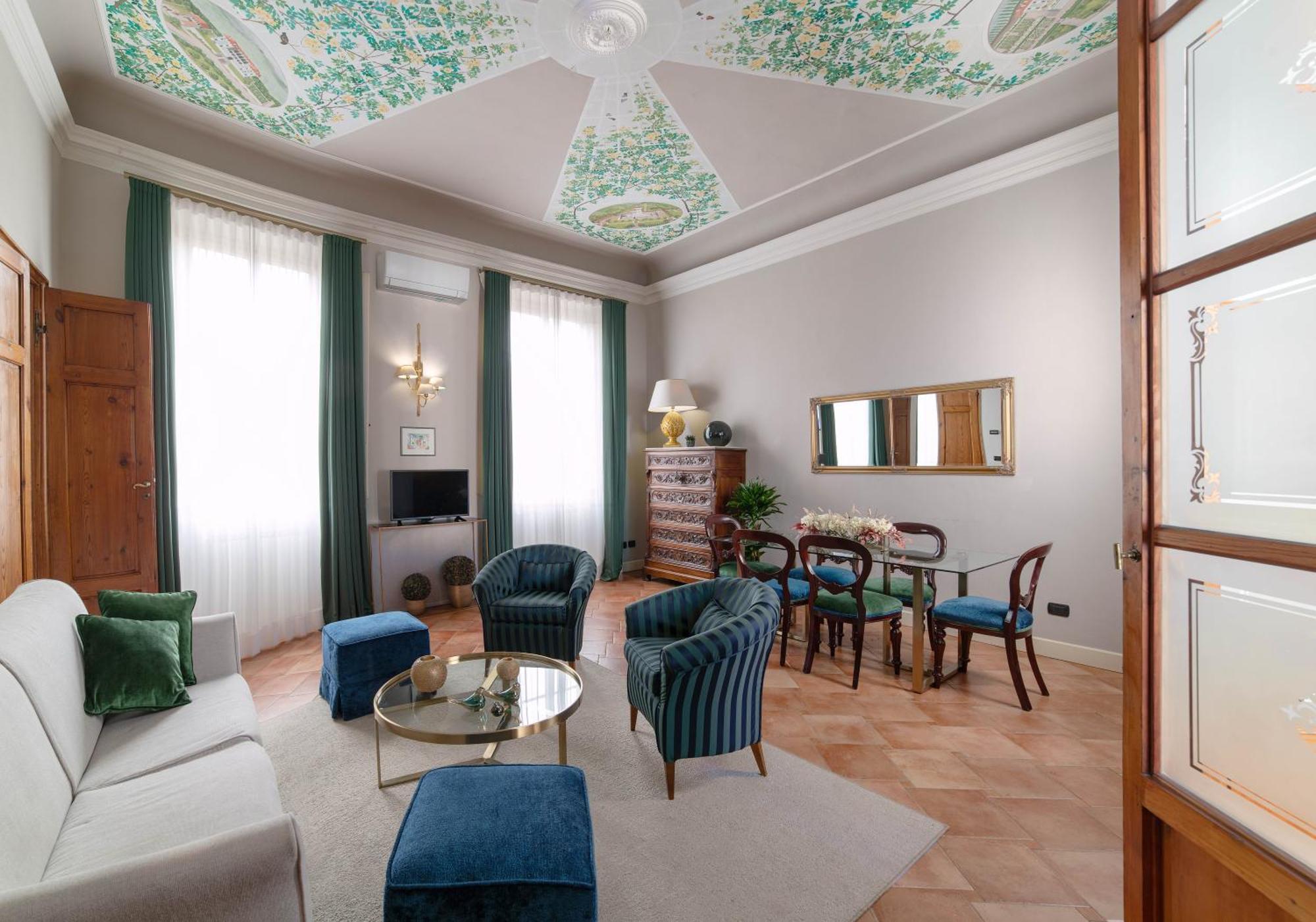 Palazzo Alfani - Residenza D'epoca Aparthotel Florence