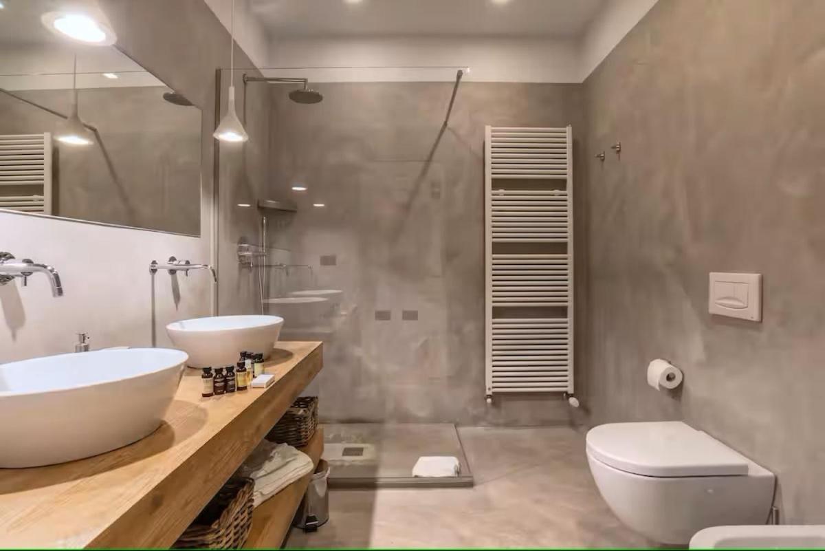 Apartment The Charme Of Santa Croce Florence