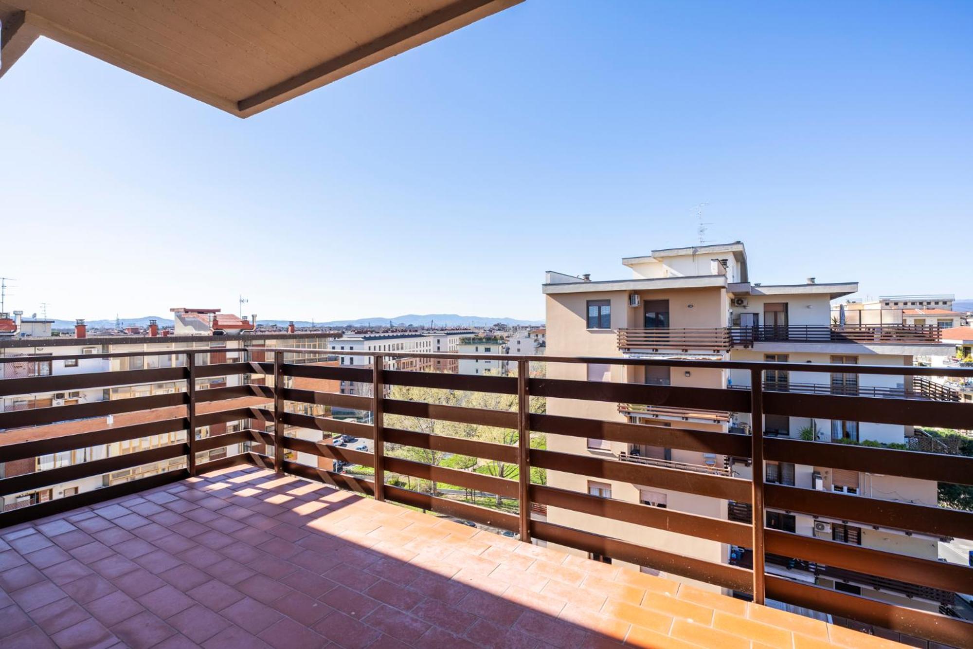 New 2bdr - Panoramic Penthouse With Parking Space Apartment *