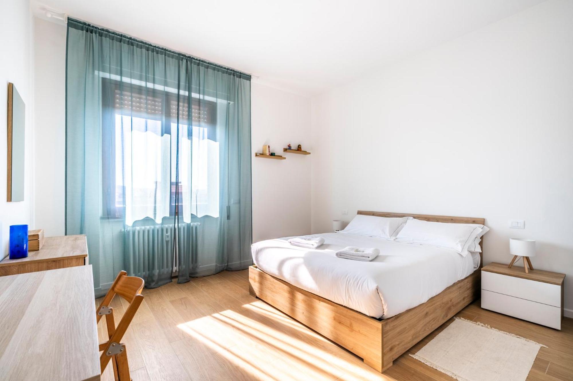 New 2bdr - Panoramic Penthouse With Parking Space Apartment