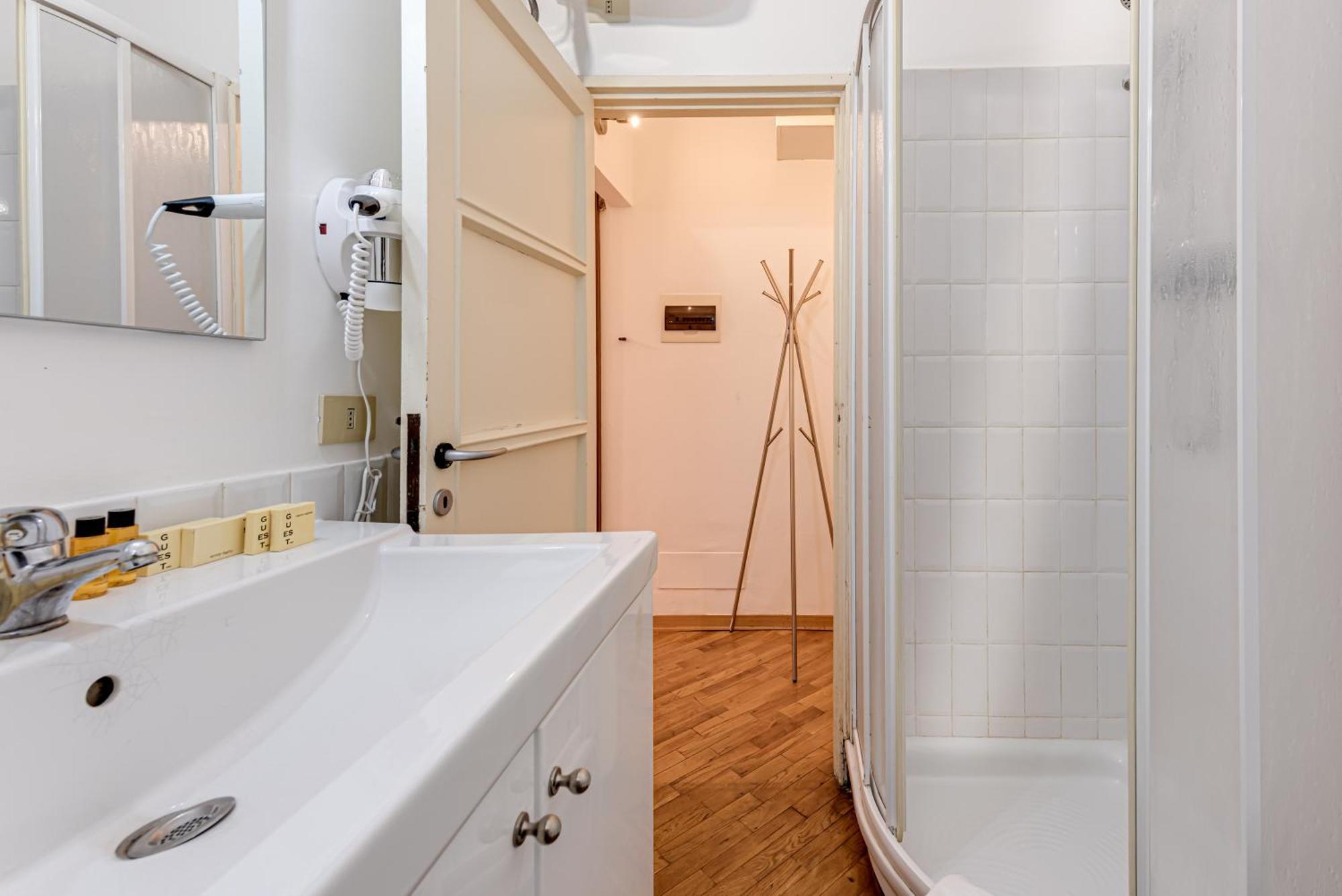 Maria Novella - Sweet Dreams In Apartment Florence