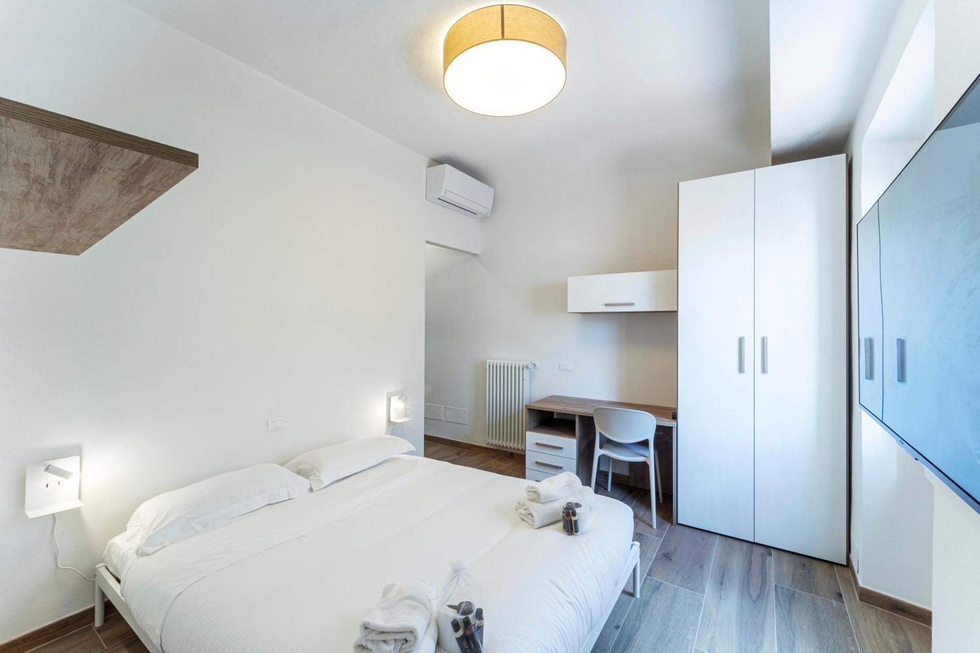 Unyca - Your In Apartment