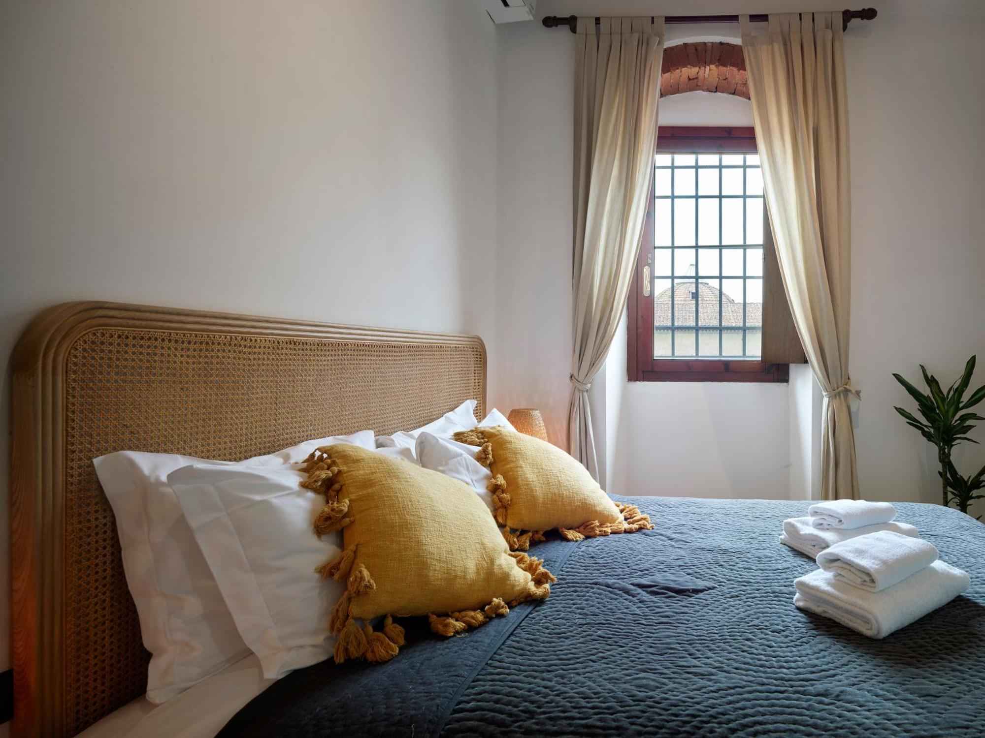 One Of A Kind Near The Duomo W/balcony Palace Appartamento Firenze