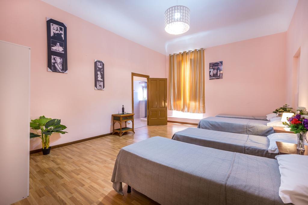 Rooms77 Centro Storico Guest house