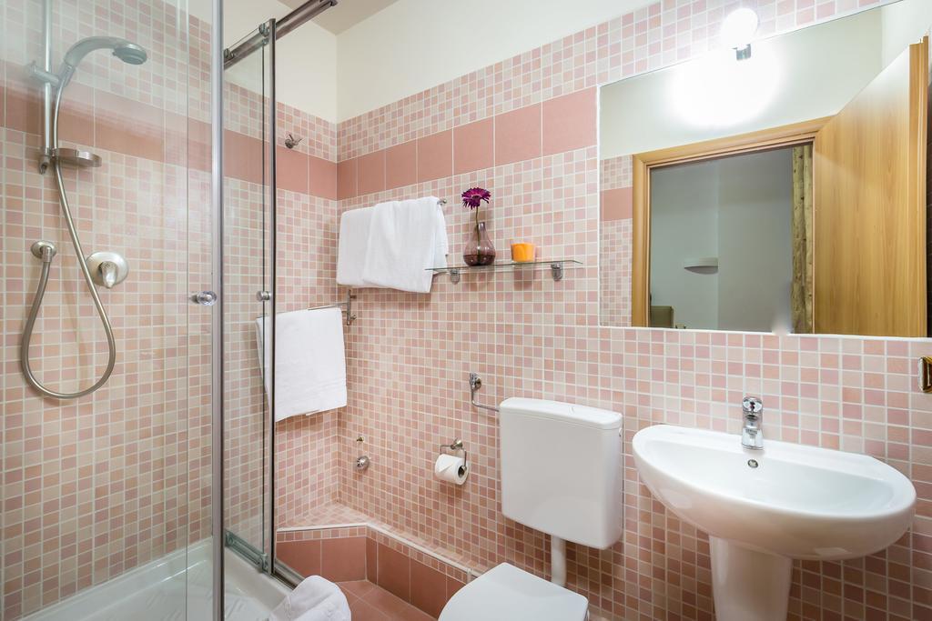 Monna Clara Guest house 2*