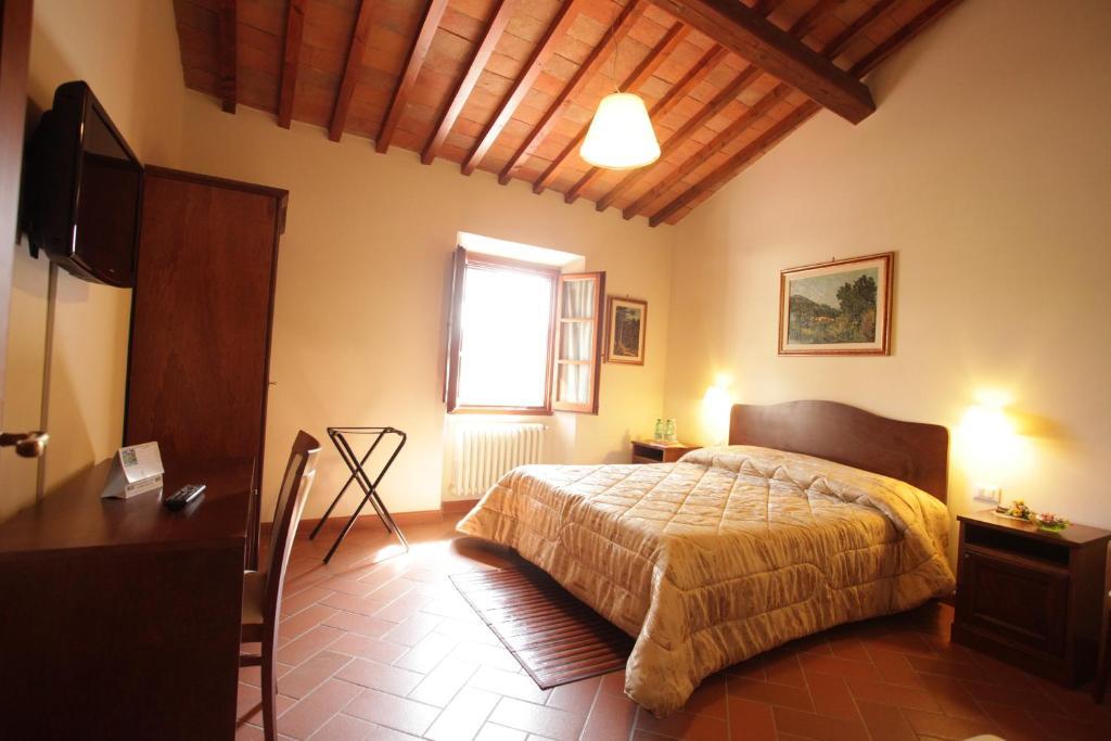 Casale Dei Cento Acri Bed & Breakfast 2*
