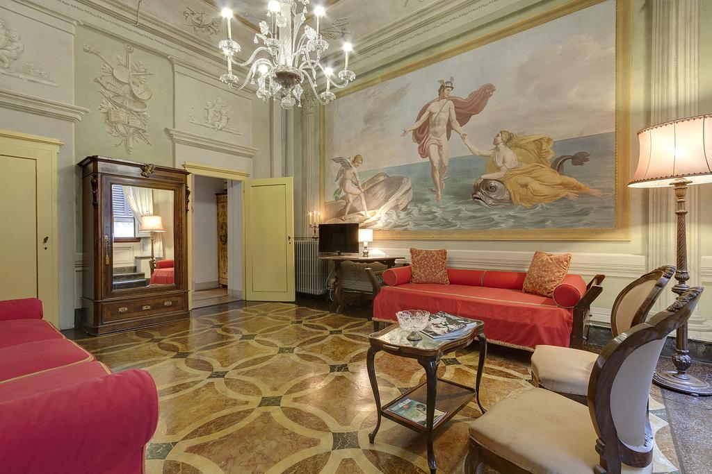 Palazzo Bucciolini Apartment