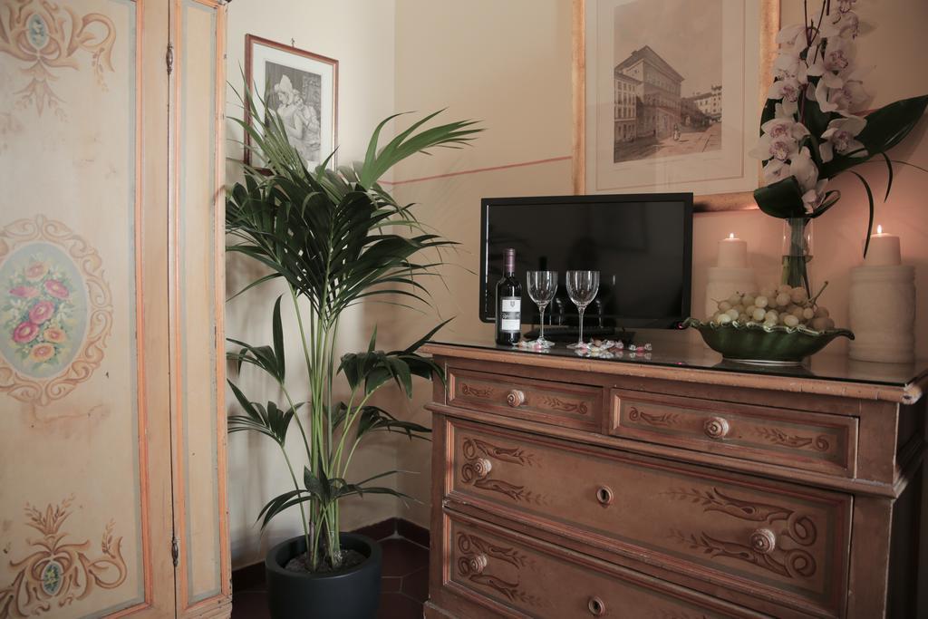 Liana Hotel 3*