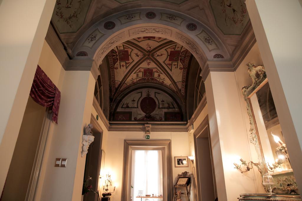 Liana Hotel