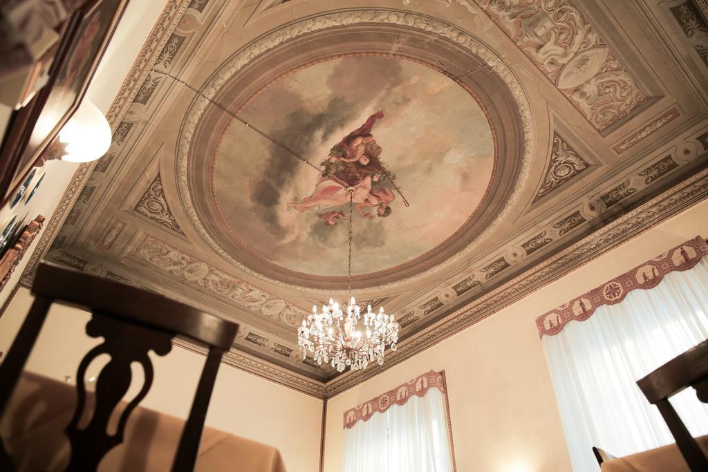 Liana 3* Florence