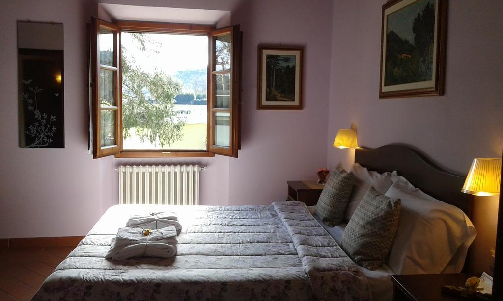 Casale Dei Cento Acri Bed & Breakfast