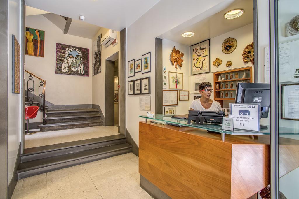 Nuova Italia Hotel 2*