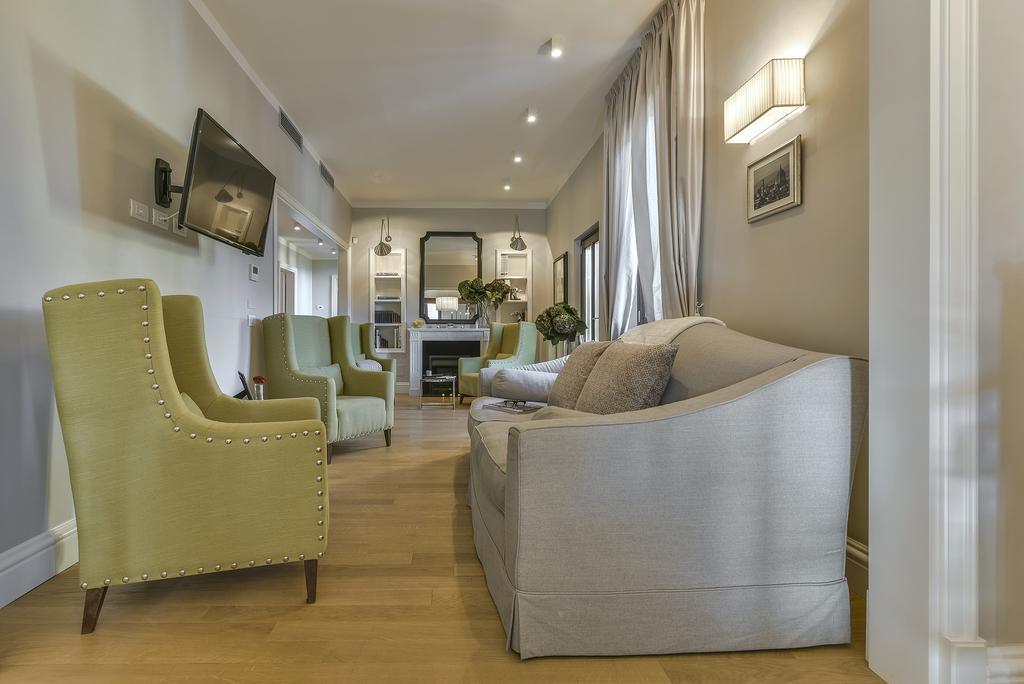 Lanfredini Apartment