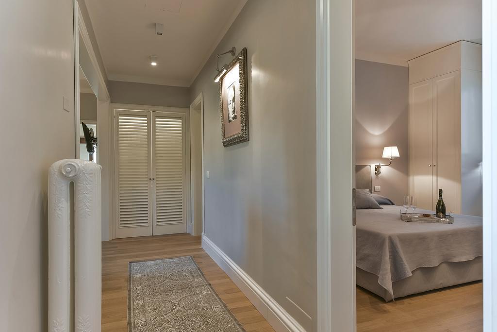 Lanfredini Apartment *