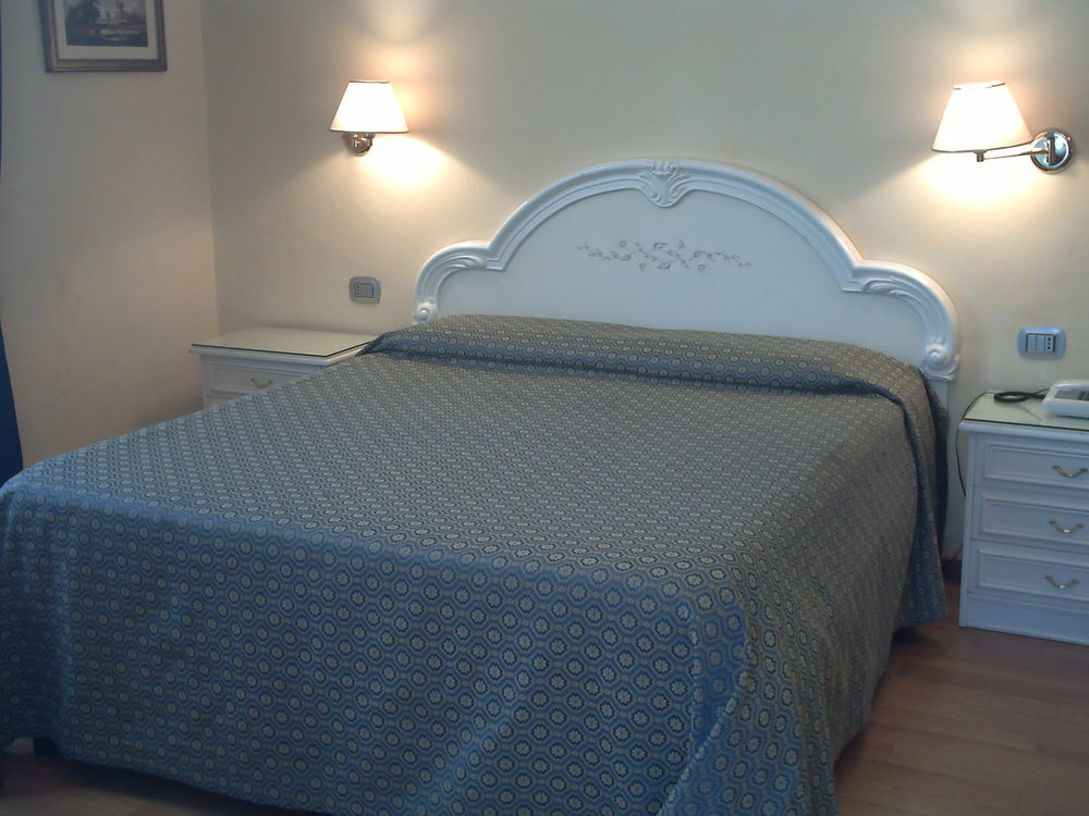 Hotel Annabella Roof Terrace 3*