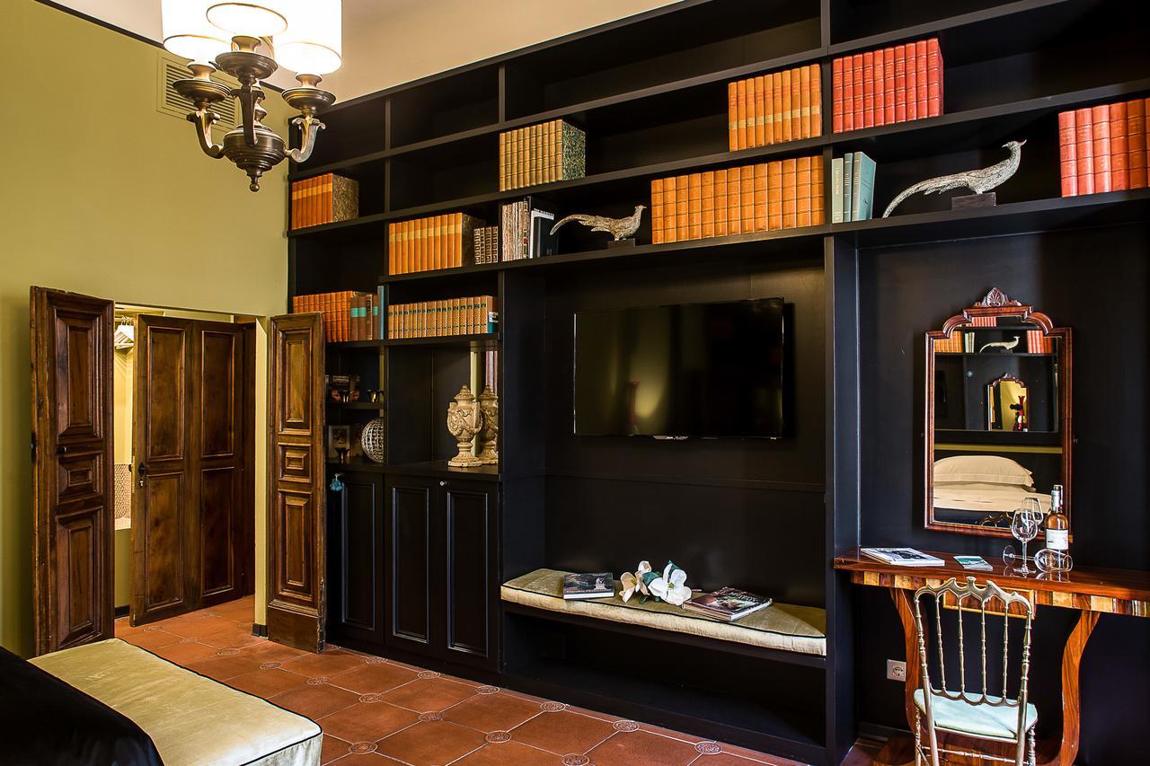 Palazzo Gallery - The Tuscan Collection Apartment *