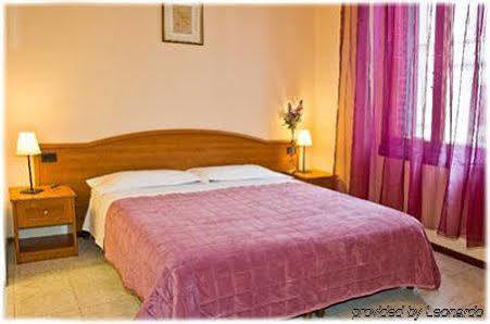 Leone X Guest house Florence