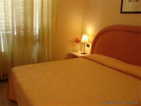 Leone X Guest house 3*