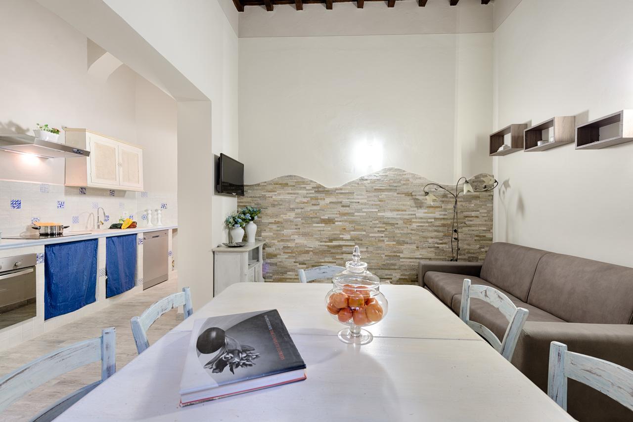 Apartment Santa Croce Cathedral By Mmega