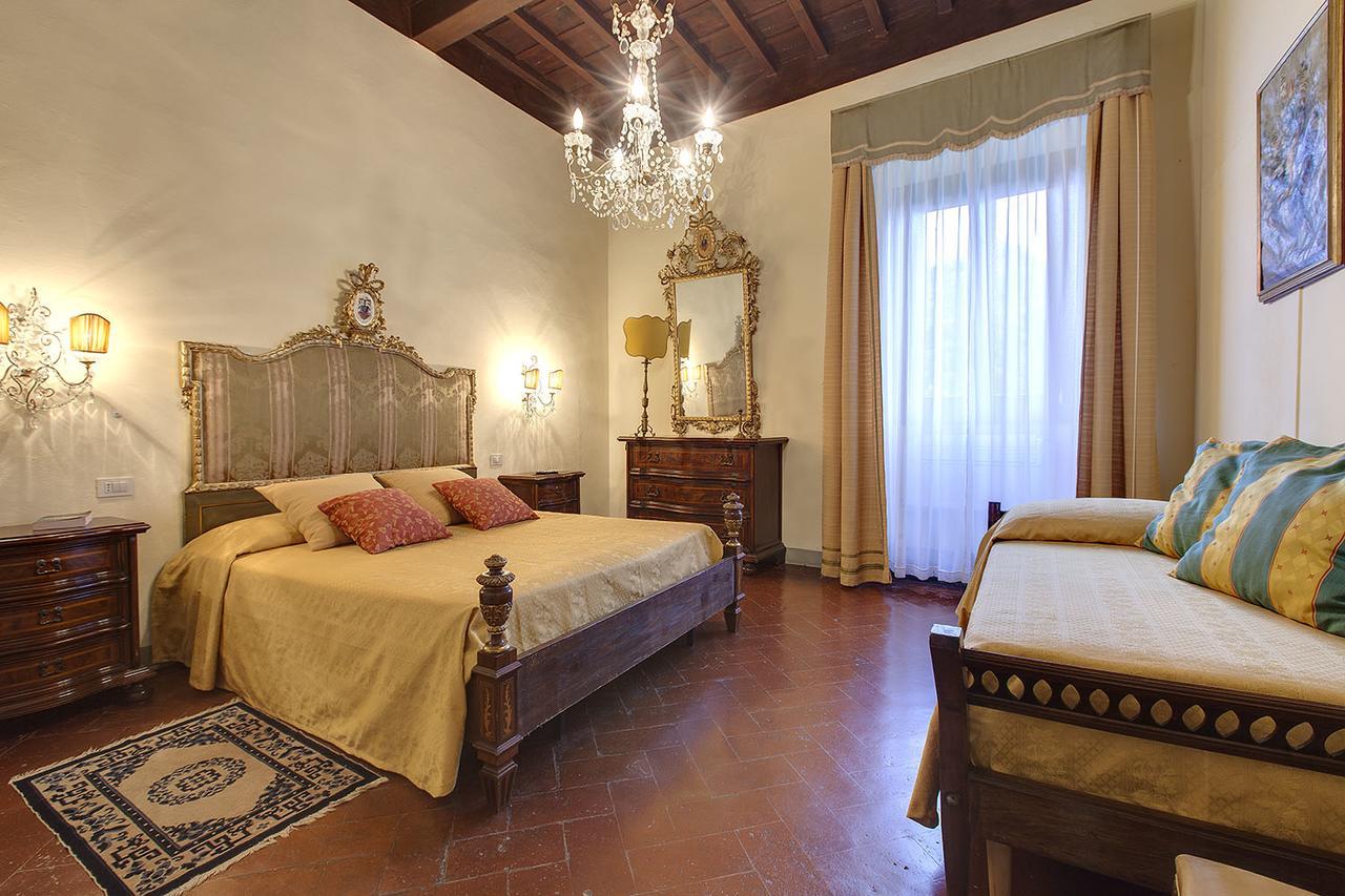 Apartment Palazzo Bucciolini Florence