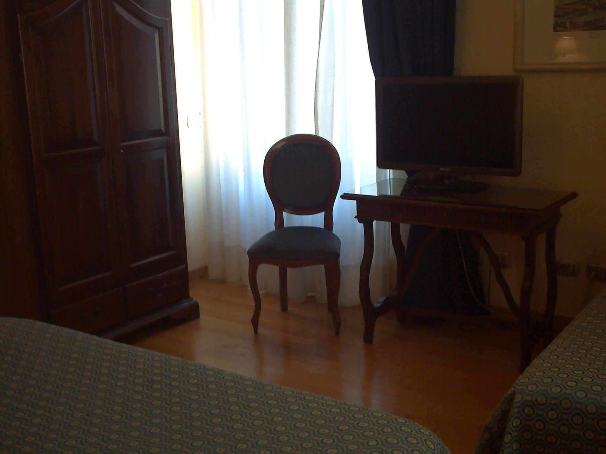 Annabella Roof Terrace 3* Florence
