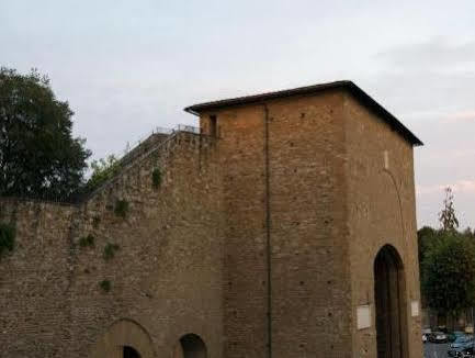L'antica Porta Boutique Florence