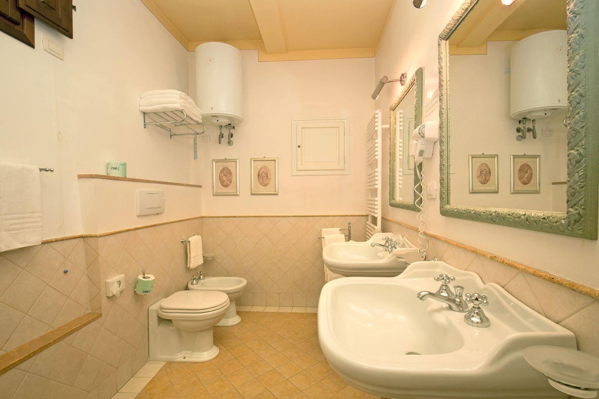 Bed & Breakfast La Casa Del Garbo - Luxury & 3*