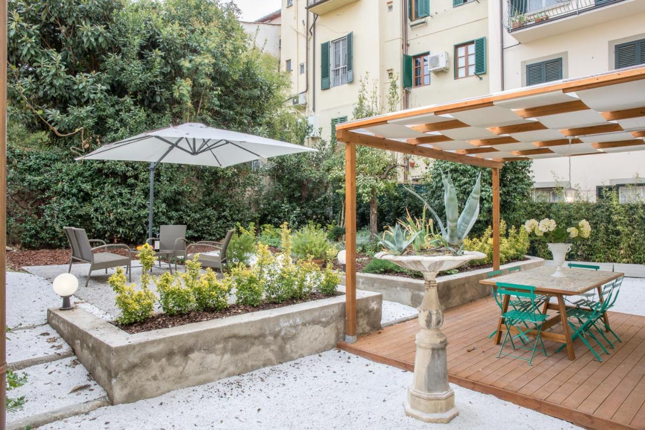Pilastri Majestic Garden By Mmega * Firenze