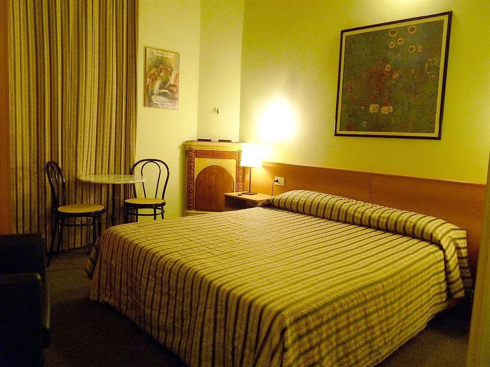 Guest house Residenza Le Rondini 3*