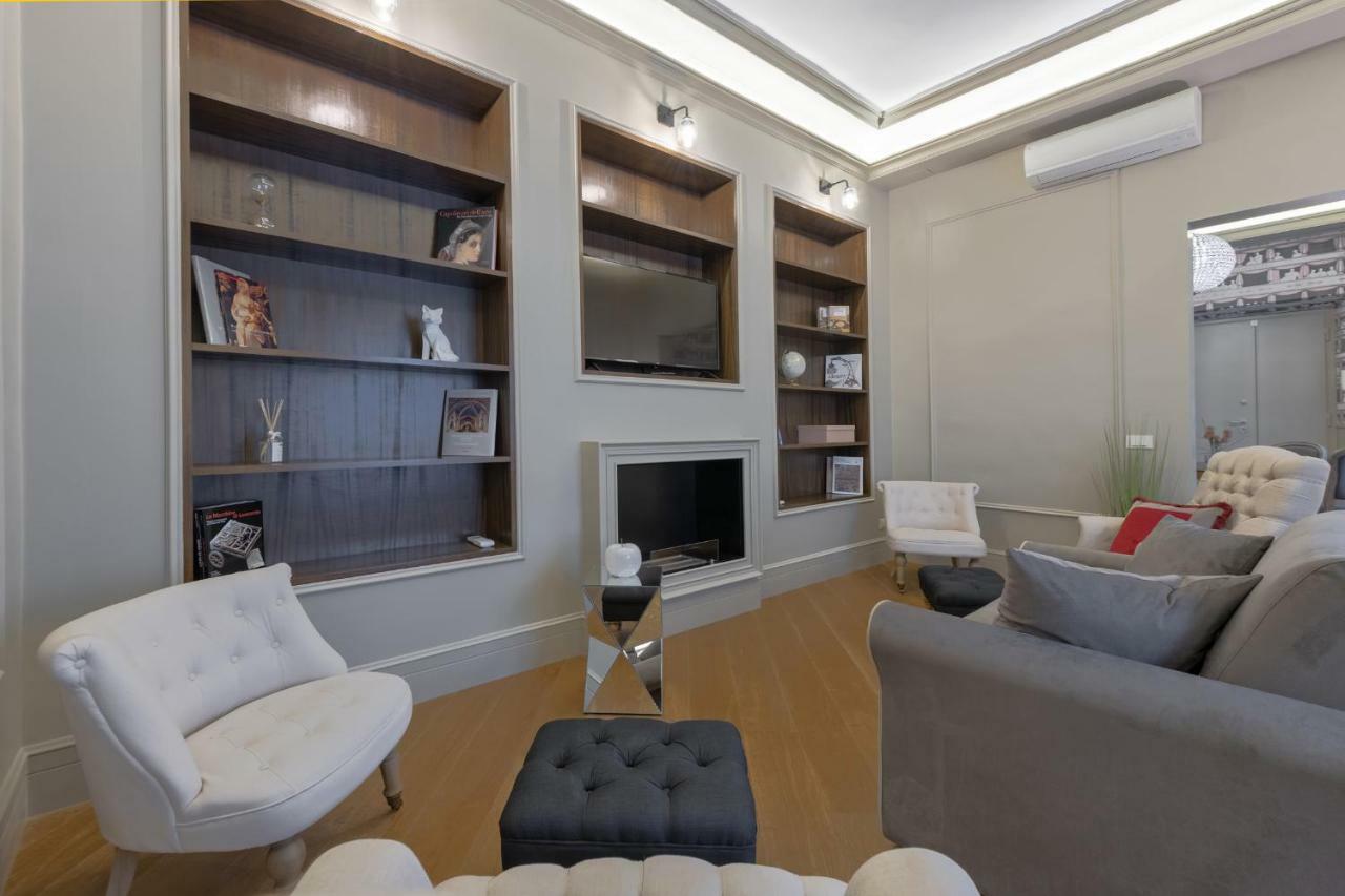 Apartment - Teatro Luxury Florence