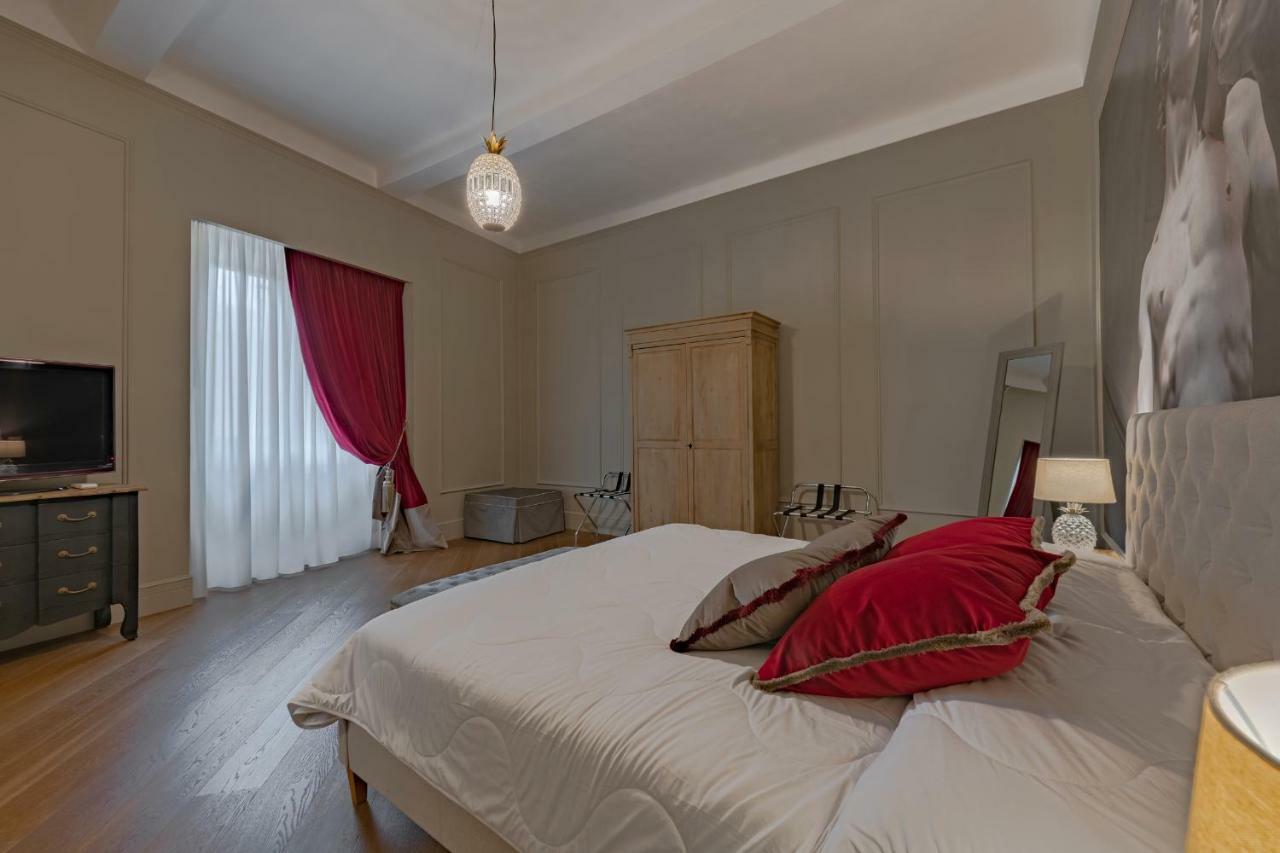 Apartment - Teatro Luxury Florence