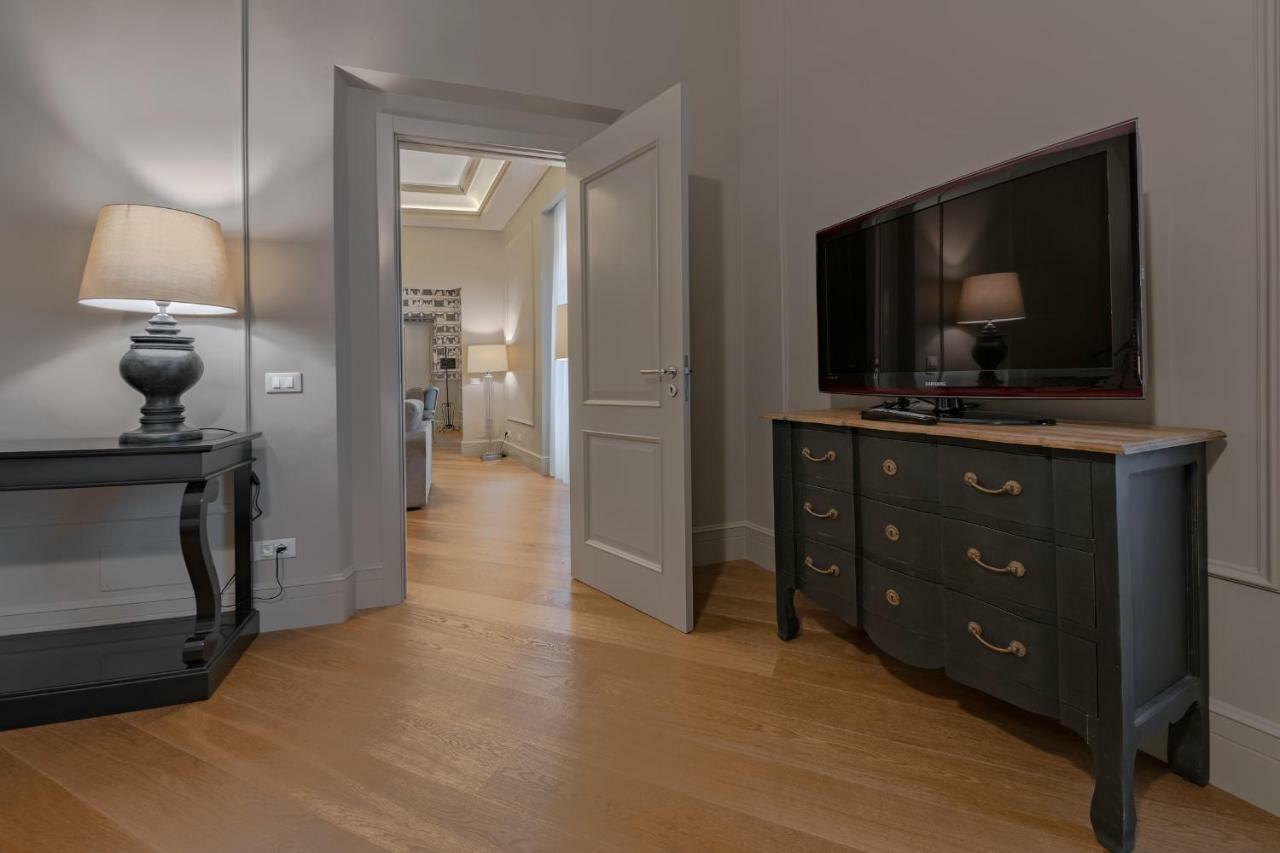 - Teatro Luxury Apartment *