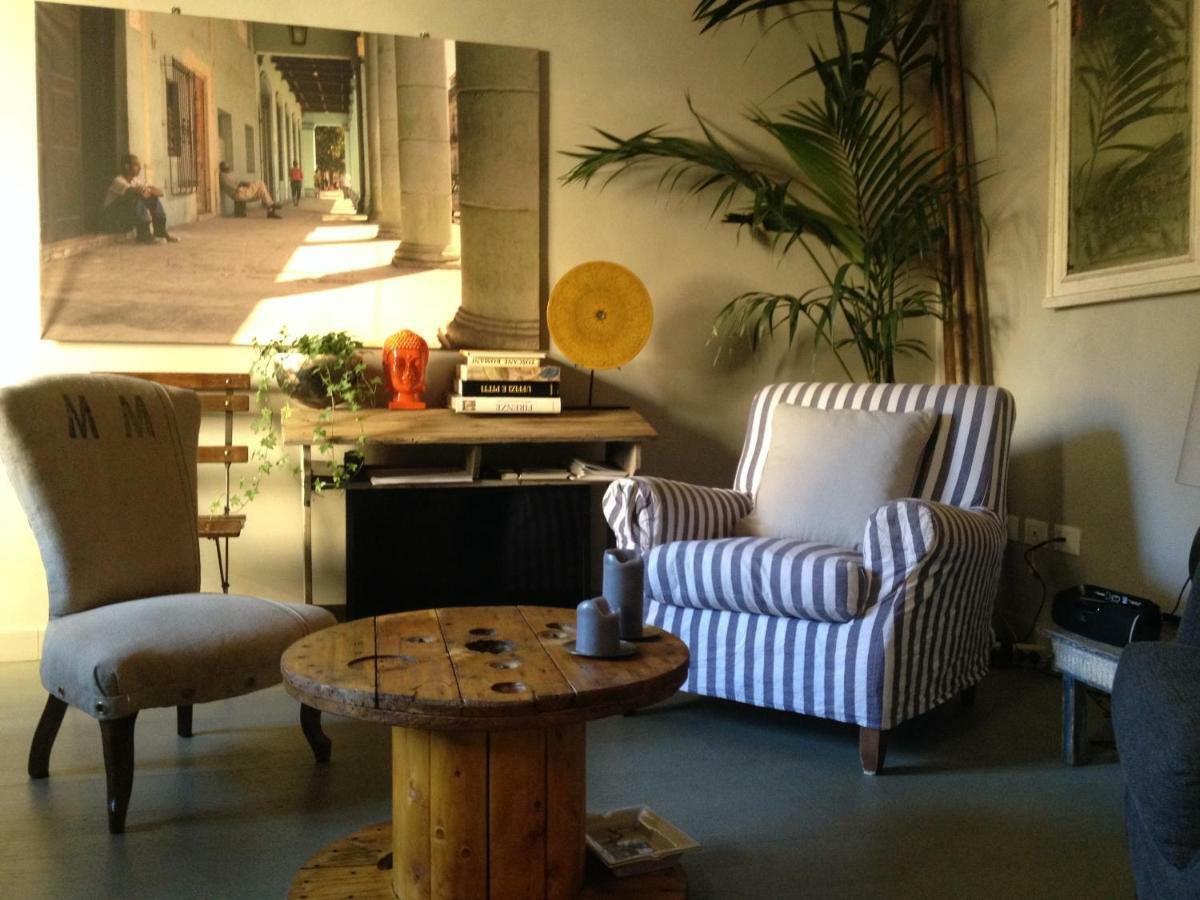 Oasis In The Heart Of * Firenze